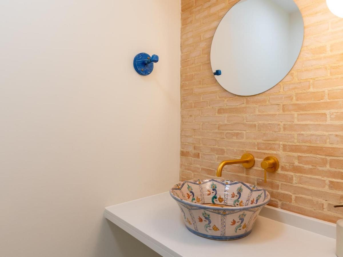 Holi-Rent Penthouse Penuelas Севілья Екстер'єр фото