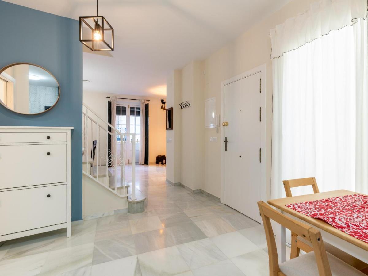 Holi-Rent Penthouse Penuelas Севілья Екстер'єр фото