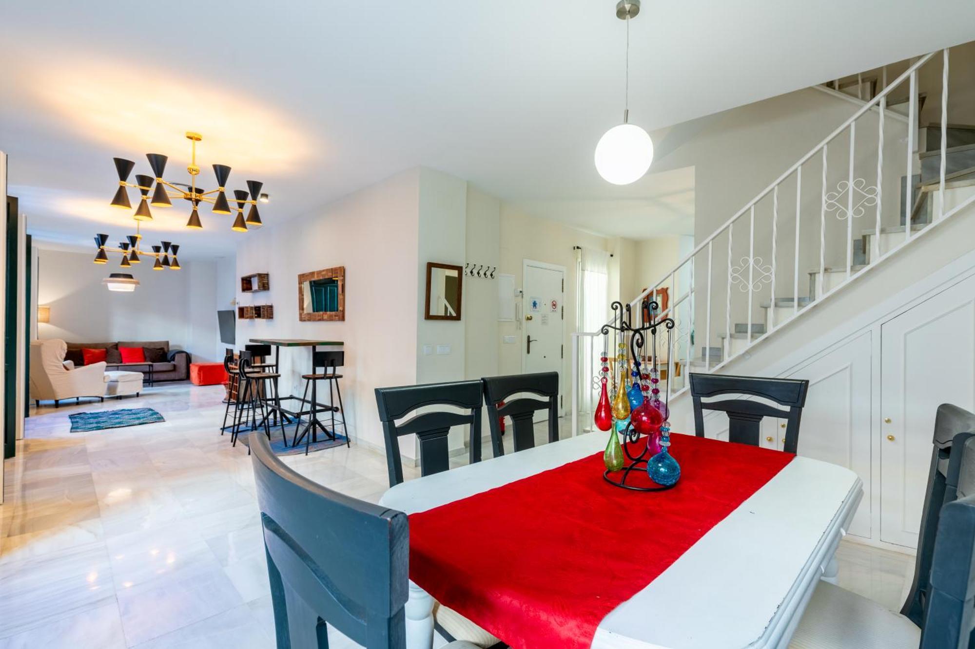 Holi-Rent Penthouse Penuelas Севілья Екстер'єр фото